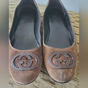 Authentic Gucci suede shoes 38.5 (fit like a 9)